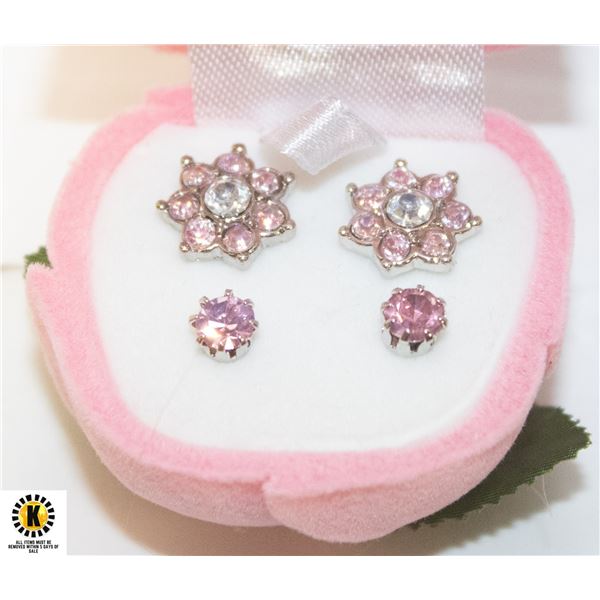 SPARKLING EARRING DUE IN ROSE BUD CASE