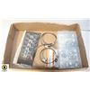 Image 1 : FLAT OF HOSE CLAMPS