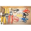 Image 1 : FLAT WITH SCISSORS AND TIN SNIPS