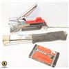 Image 1 : STAPLE GUN AND TACK HAMMER AND STAPLES