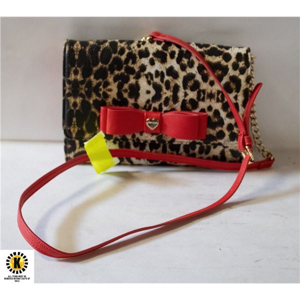 NEW BETTY JONSON LEOPARD MULTI POCKET CLUTCH