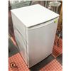 Image 1 : WHITE KENMORE BAR FRIDGE