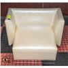 Image 1 : NEW TATOMI CHAIR 61X52X43 CM