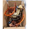 Image 1 : LOT OF VINTAGE MINIATURE WOOD CHAIRS