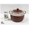 Image 1 : VINTAGE CANADIAN MADE BEAN POT
