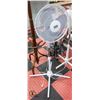 Image 1 : WHITE ELECTRIC STANDING FAN