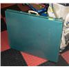 Image 1 : VINTAGE METAL FOLDING TABLE 24 X 61 INCHES