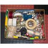 Image 1 : BOX CRAFT ITEMS