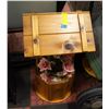 Image 1 : WOODEN WISHING WELL