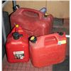 Image 1 : 3 JERRY CANS