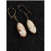 Image 2 : Very Pretty Pair of Edwardian Carved Cameo Earrings