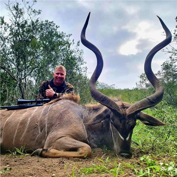 10-Day South African East Cape Safari for 1 Hunter and 1 Observer with 5 Trophies