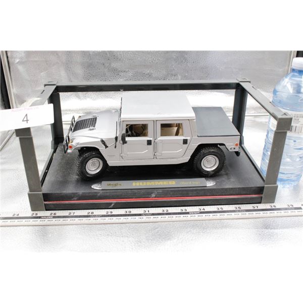 Maisto Hummer (hard top) model car