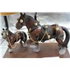 Image 2 : Vintage Table lamp w/ horses on the base