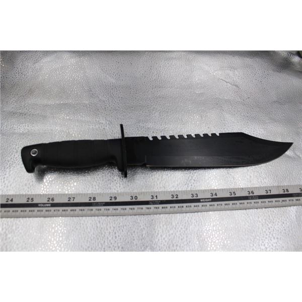 Mossy oak knife with case