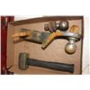 Image 3 : Trailer hitch, pry bar, mini sledge, 30m tape