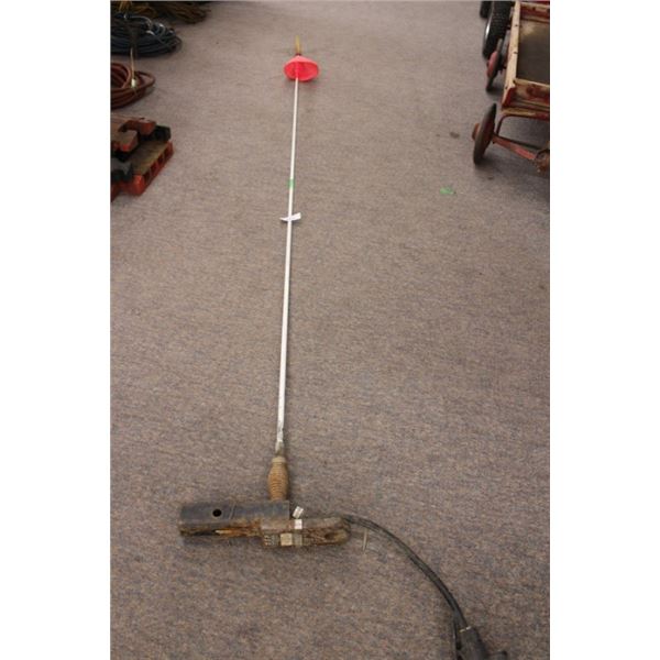 Traler hitch, large antenna with light