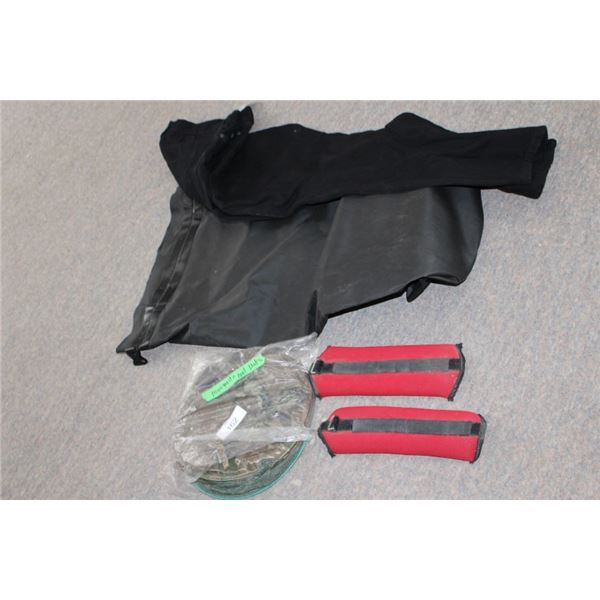 Mosquito net hats, jeans size 46/34