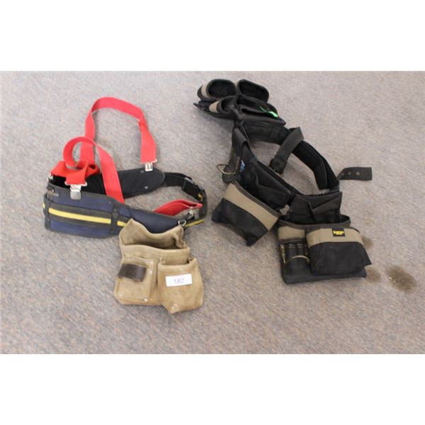 2 tool pouches