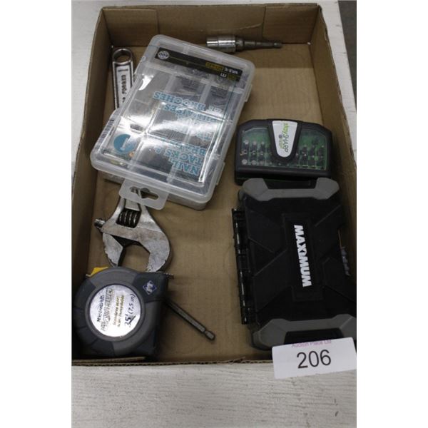 Cresent wrench, mastercraft maximum bit set,