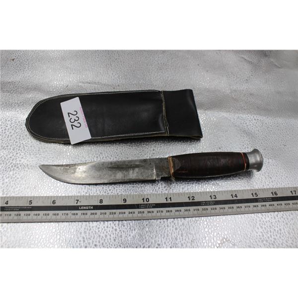 Hunting knife