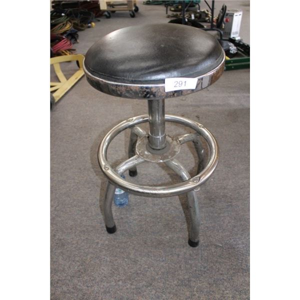 Metal stool
