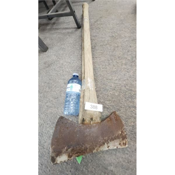 Double bladed axe, extra handle