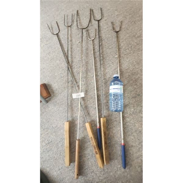 Tripod grill, marshmellow roaster sticks