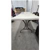 Image 3 : Plastic folding table