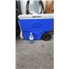Image 1 : Tag along cooler and small lunch cooler