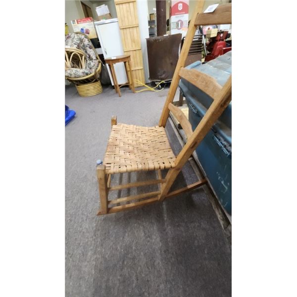 Vintage Wicker rocking chair