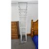 Image 1 : Wire basket tower
