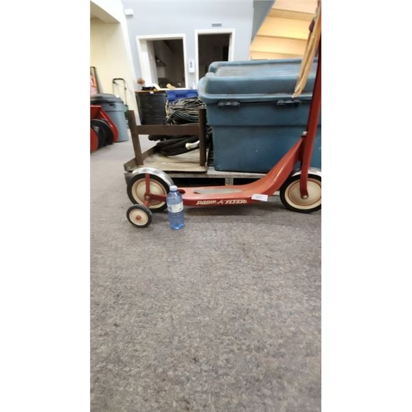Vintage  Red Radio Flyer scooter