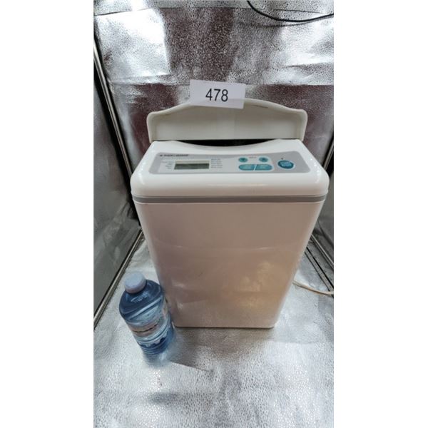 Black & Decker bread maker