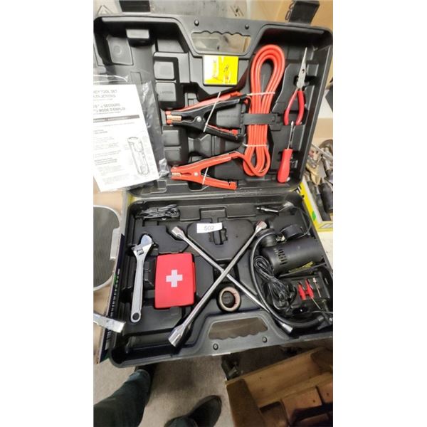 Vehicle emergency tool kit
