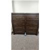 Image 1 : High end 8 drawer dresser