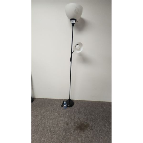 Floor lamp