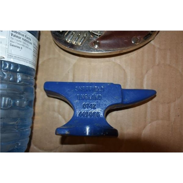 Mini anvil, Mini gun belt buckle