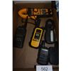 Image 3 : Walkie talkie radios, clamp on multimeter