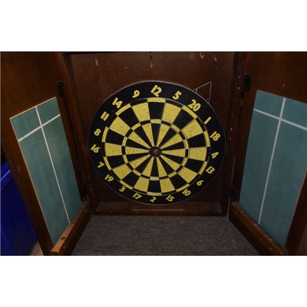 Kings head dart board
