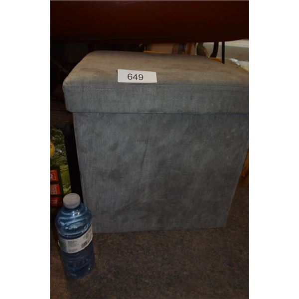Ottoman w/ storage