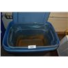Image 2 : Plastic storage bins