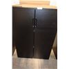 Image 2 : Storage cabinet