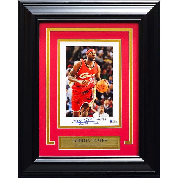 LEBRON JAMES SIGNED AND CUSTOM FRAMED 8 X 10 (BECKETT COA)