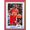 Image 2 : LEBRON JAMES SIGNED AND CUSTOM FRAMED 8 X 10 (BECKETT COA)