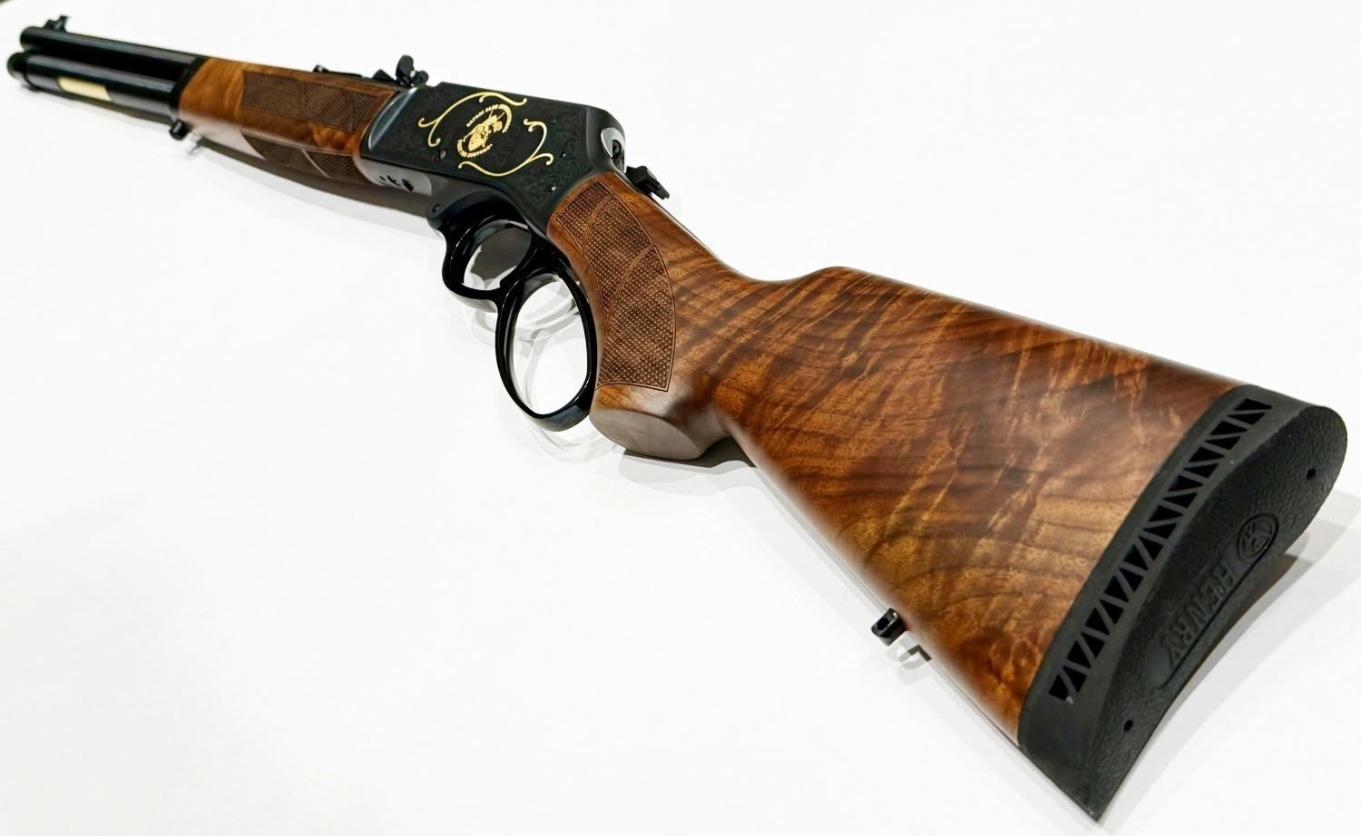 45 Silver Rifle SAFARI CLUB INTERNATIONAL'S LIMITED-EDITION CUSTOM HENRY FREEDOM .45-70 ...