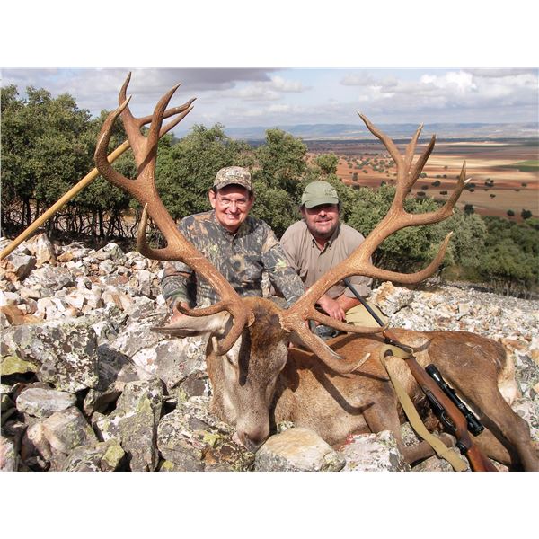 RED STAG HUNT IN SPAIN