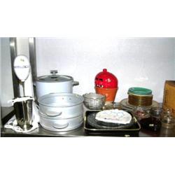 Hamilton Beach milk shake maker, Rice Cooker, both look new, assorted glass ware (199)