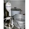 Image 4 : Hamilton Beach milk shake maker, Rice Cooker, both look new, assorted glass ware (199)