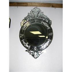 Round Venetian style mirror (4)